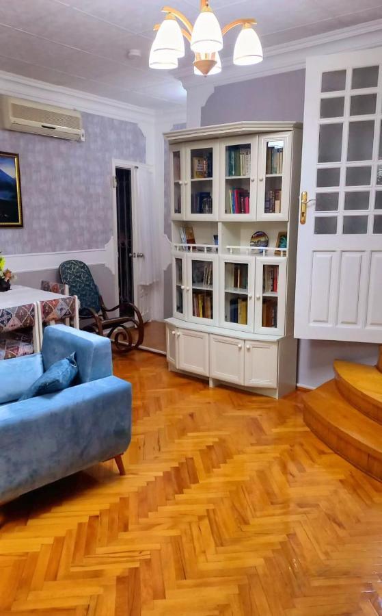 Central Apartment "Ameliya" Baku Ngoại thất bức ảnh