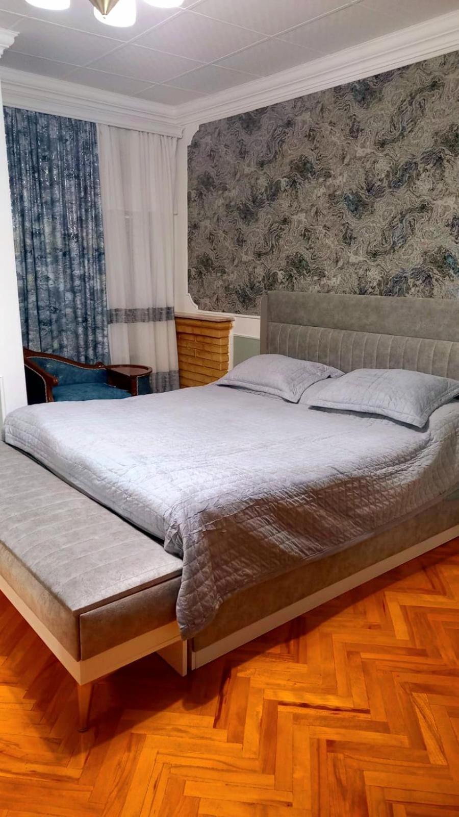 Central Apartment "Ameliya" Baku Ngoại thất bức ảnh